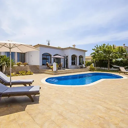 Voramar Villa *